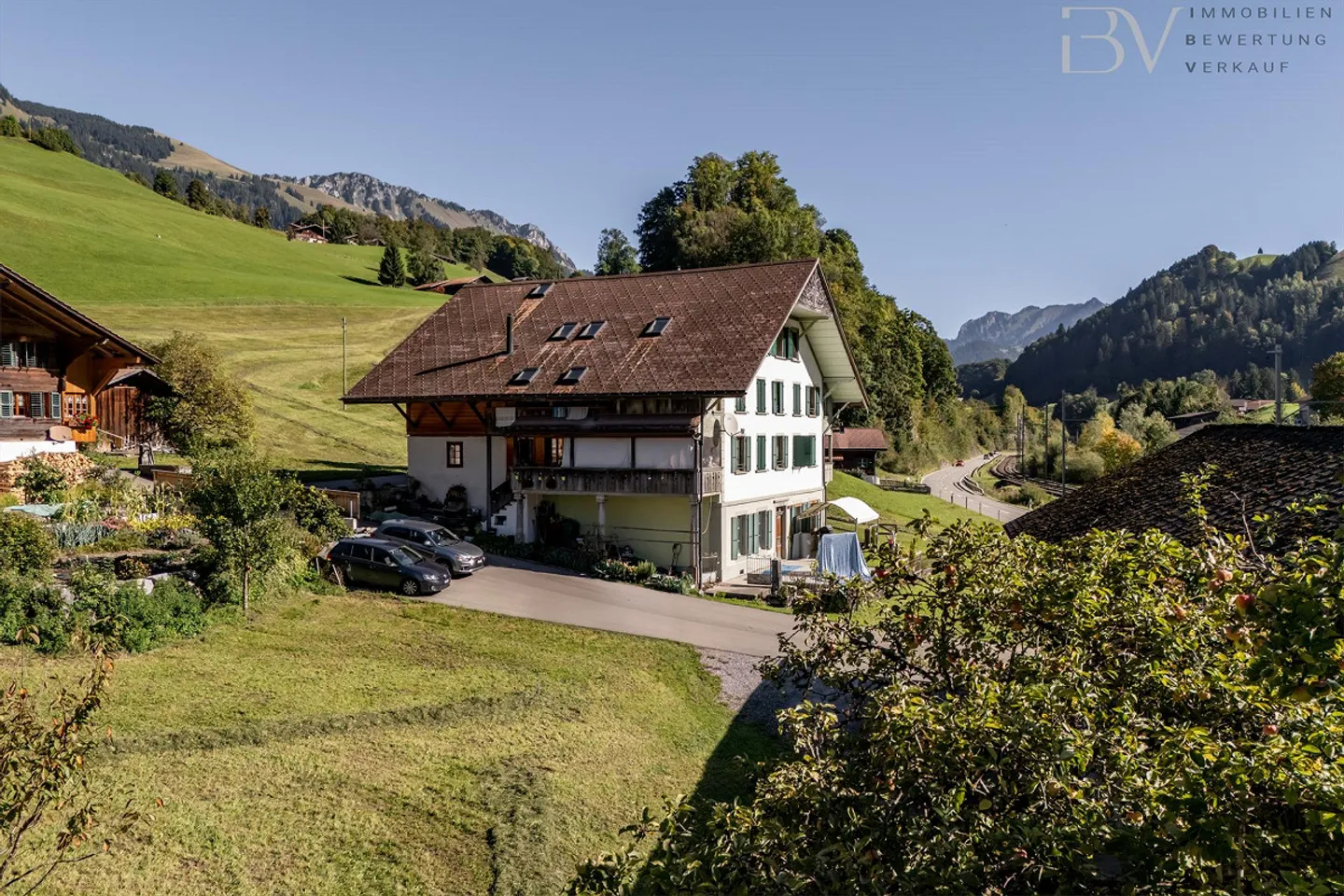 «3-Familienhaus mit Scheune» - Foto 5 von 9