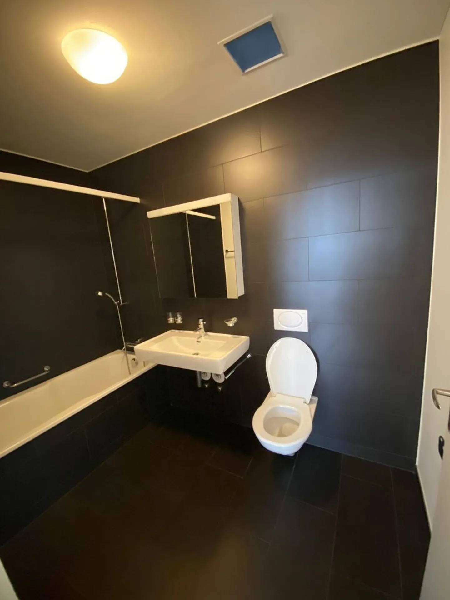 Moderne 2.5 Zimmerwohnung - Foto 4 von 7