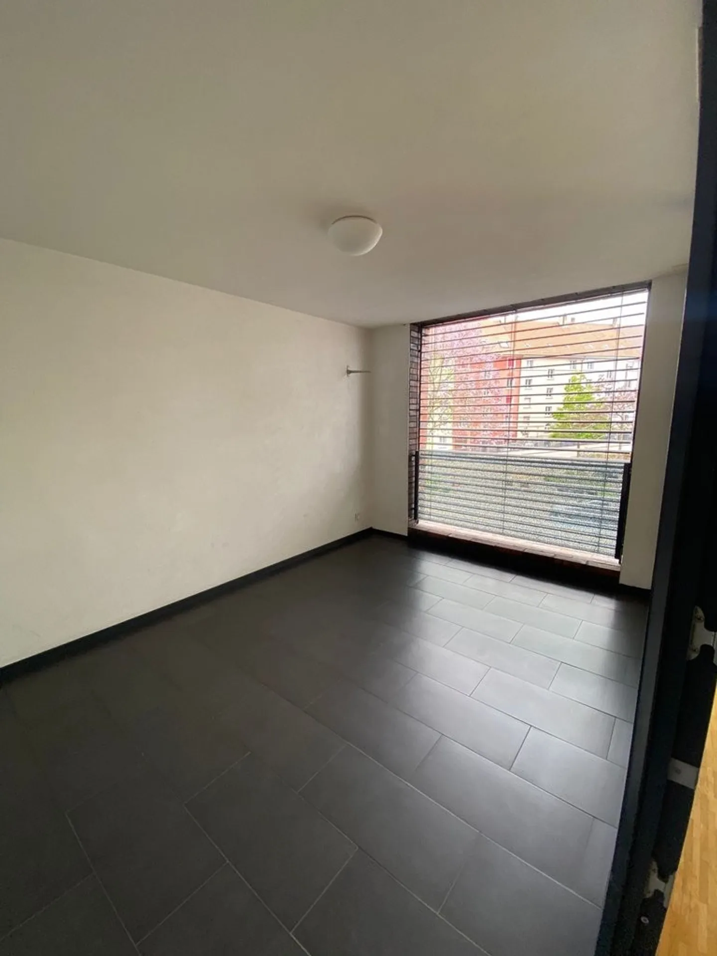 Moderne 2.5 Zimmerwohnung - Foto 7 von 7