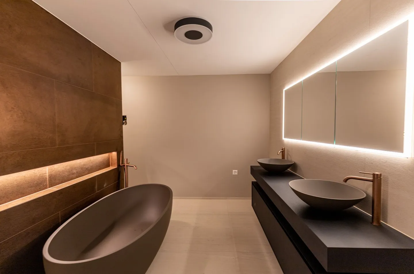 Bijou moderne avec vue sur le lac - Maison de ville 3.5 pièces - Photo 7 sur 9