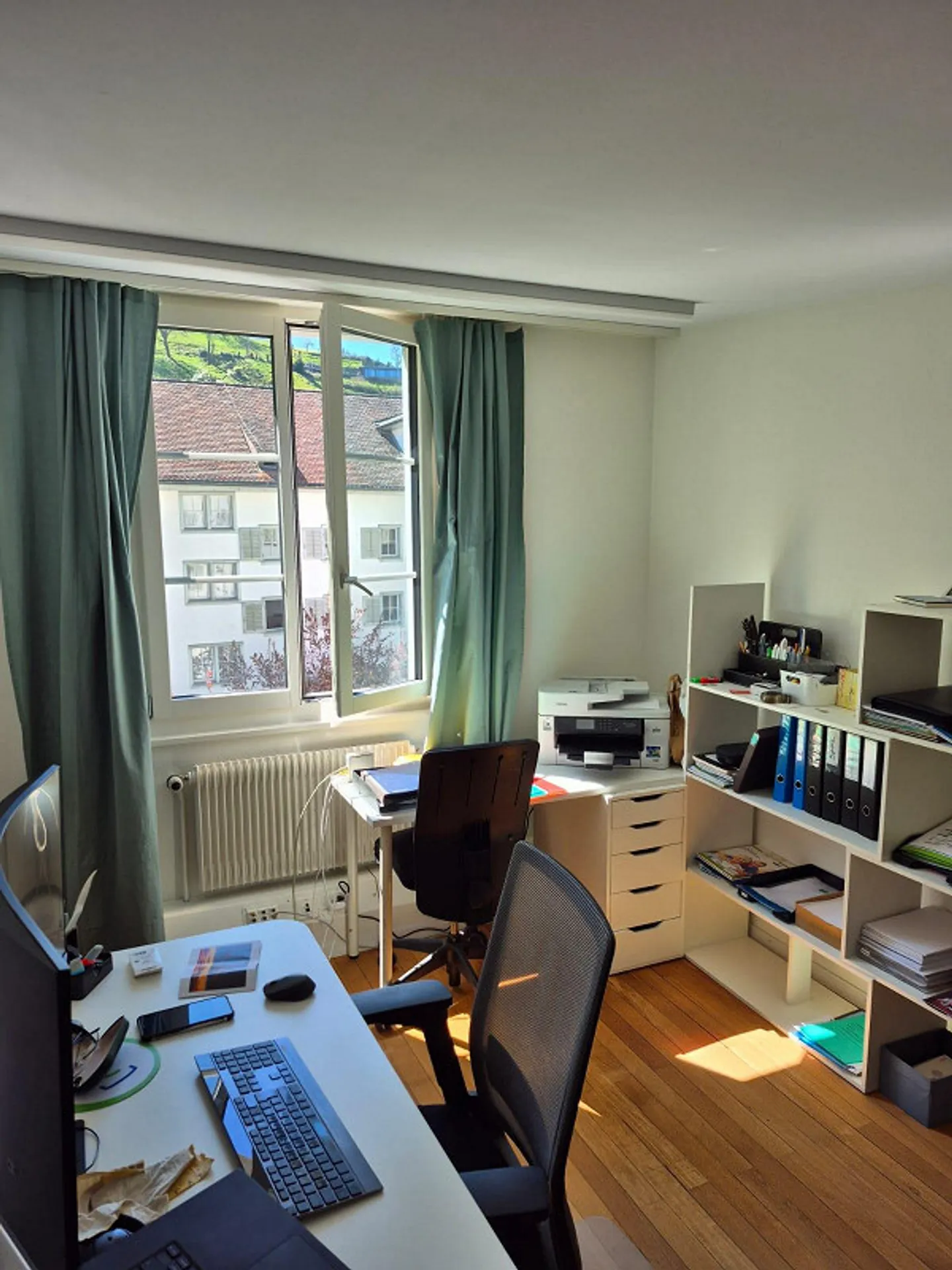 Commercial space on the 3rd floor in the center - Photo 1 of 4