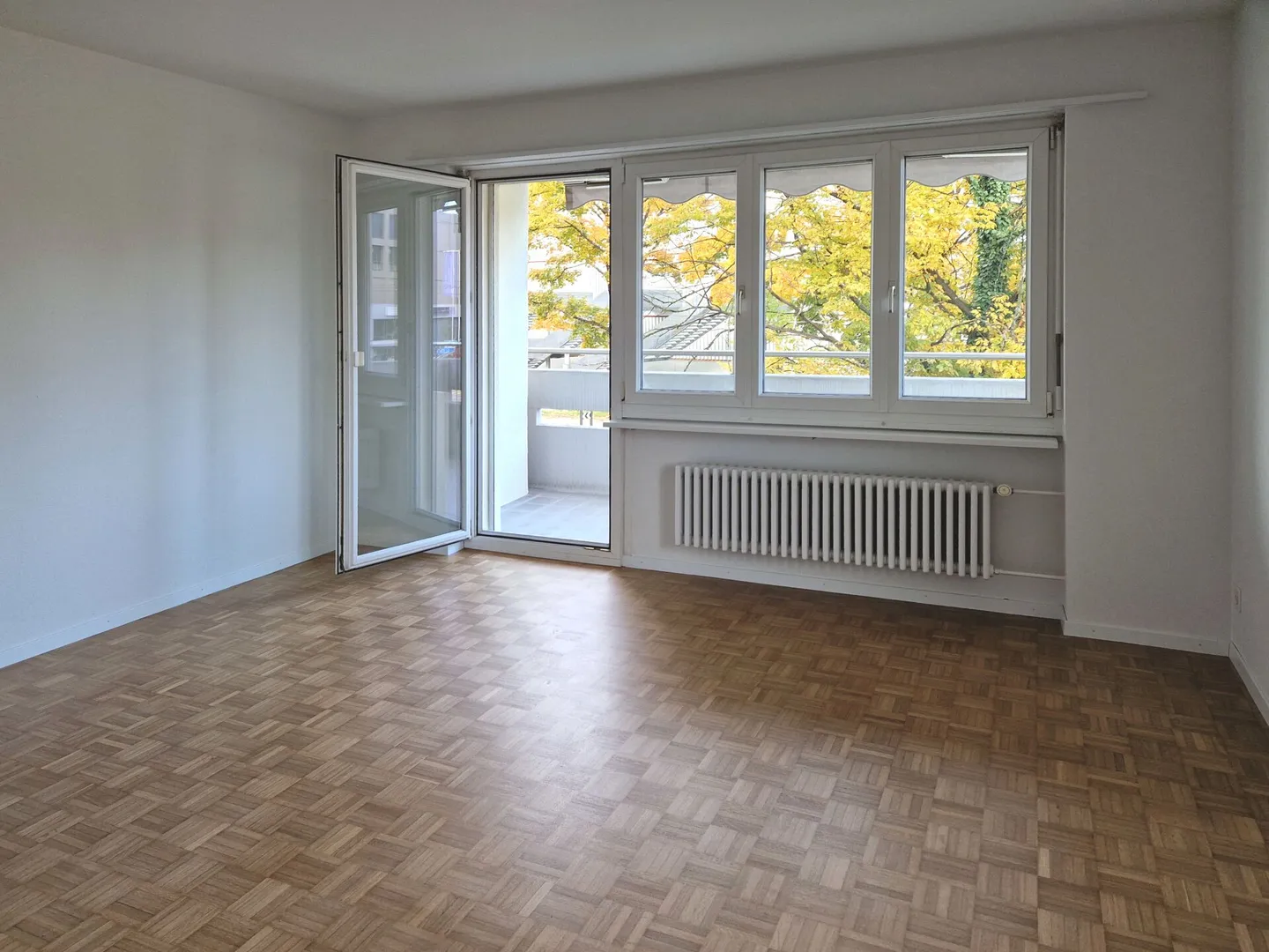 3-room apartment with balcony 1st floor right - Photo 3 of 6