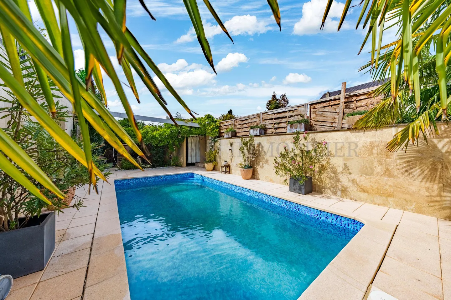 Très belle villa individuelle avec piscine ! - Photo 9 sur 9