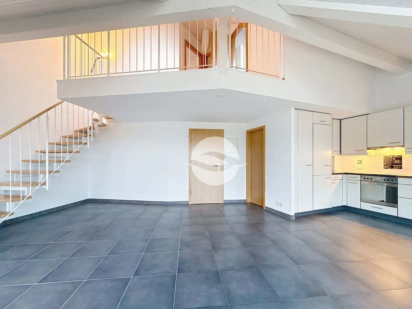 Duplex im Dachgeschoss - 2 Schlafzimmer - Foto 5 von 12