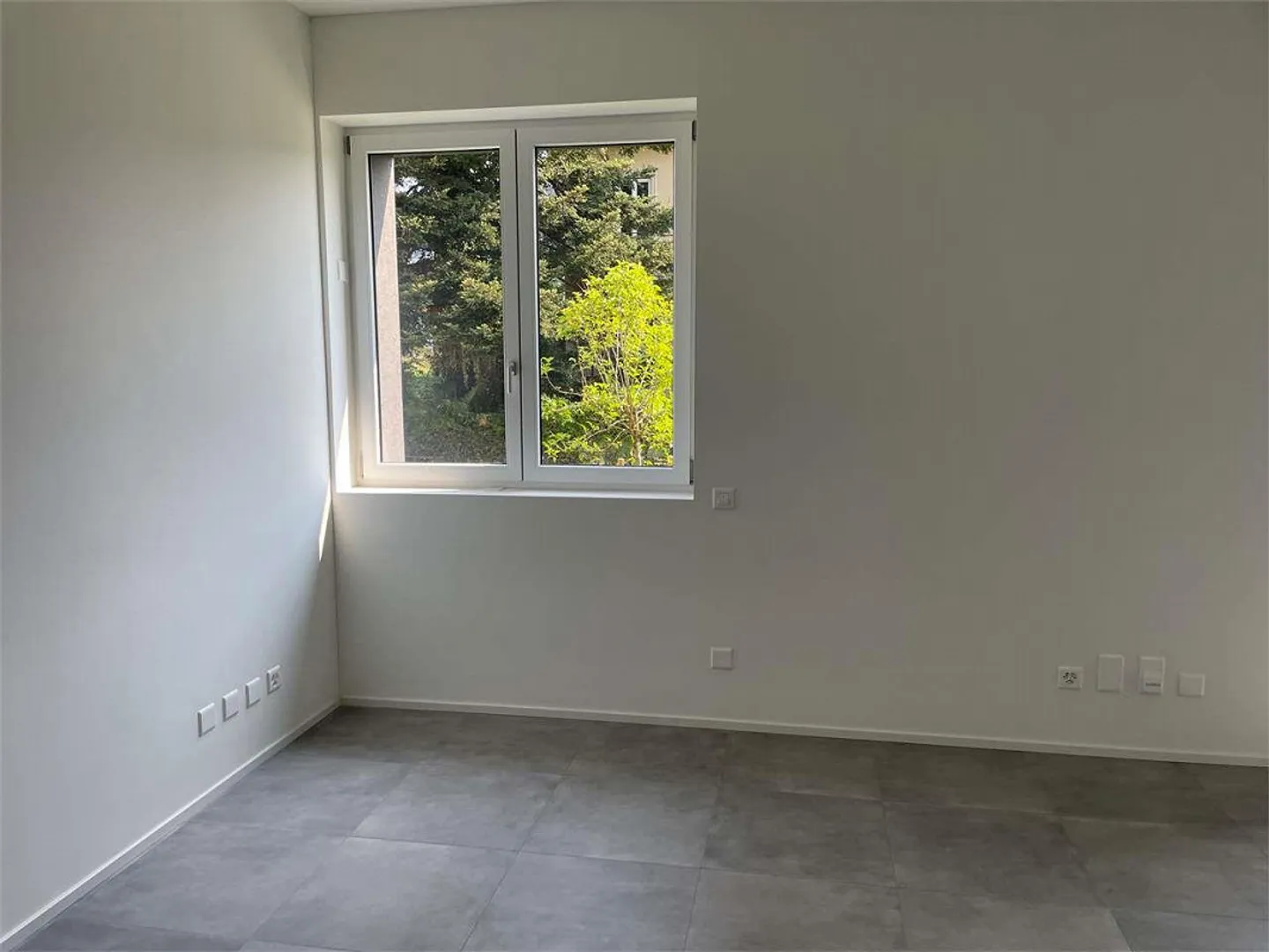 Nouvel appartement de 3,5 pièces avec jardin - Photo 9 sur 12