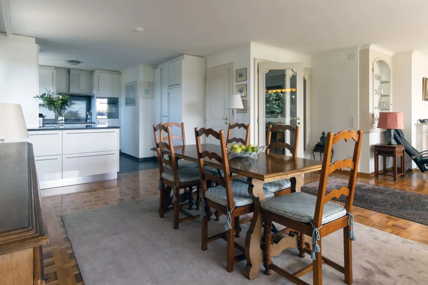 À louer - Bel appartement meublé de 4.5 pièces avec vue lac à La Tour-de-Peilz ( - Photo 6 sur 13