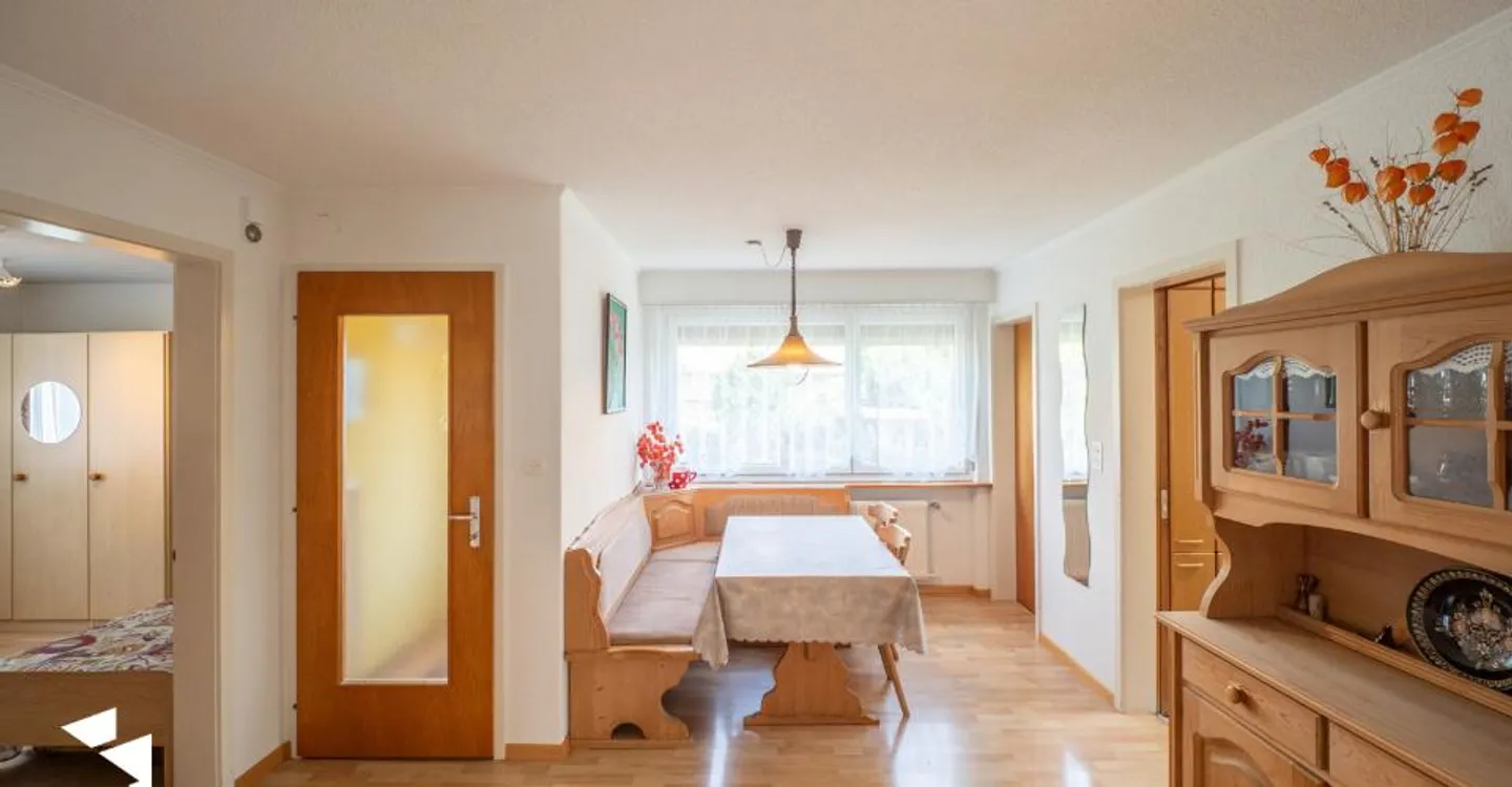 Charmantes Familienhaus mit Garten - Foto 4 von 12