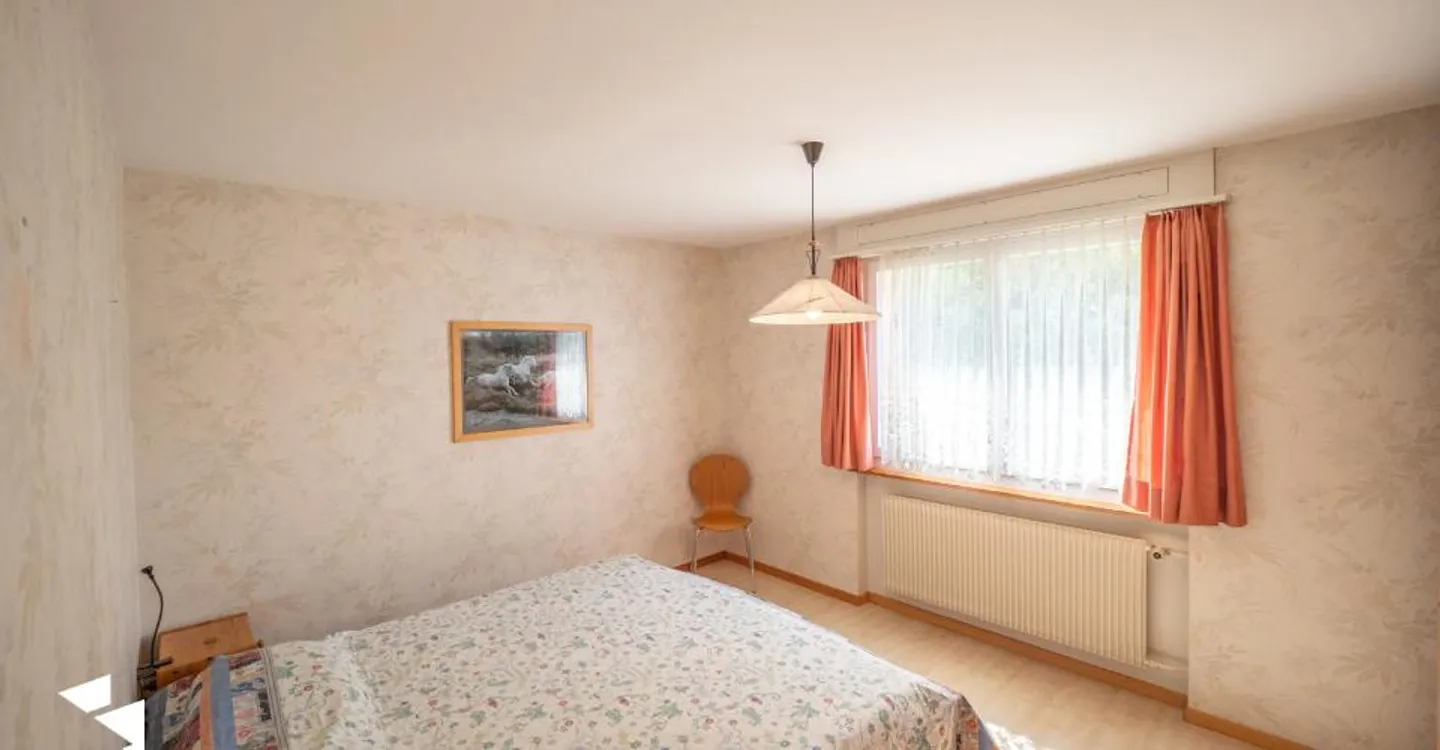 Charmantes Familienhaus mit Garten - Foto 6 von 12