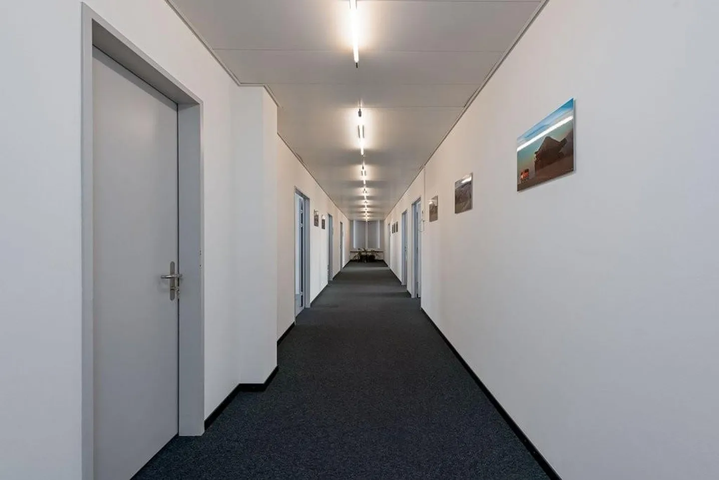 Locali per uffici centrali e luminosi nel cuore di Wiedikon (8004 Zurigo) - Foto 7 di 10