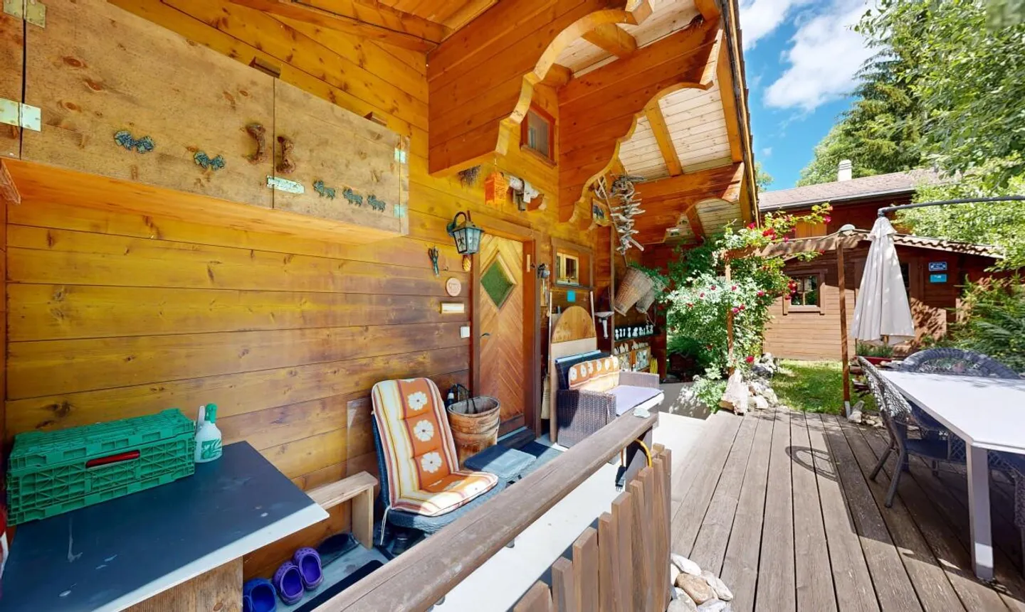 Magnificent chalet in Oberems - Photo 2 of 11