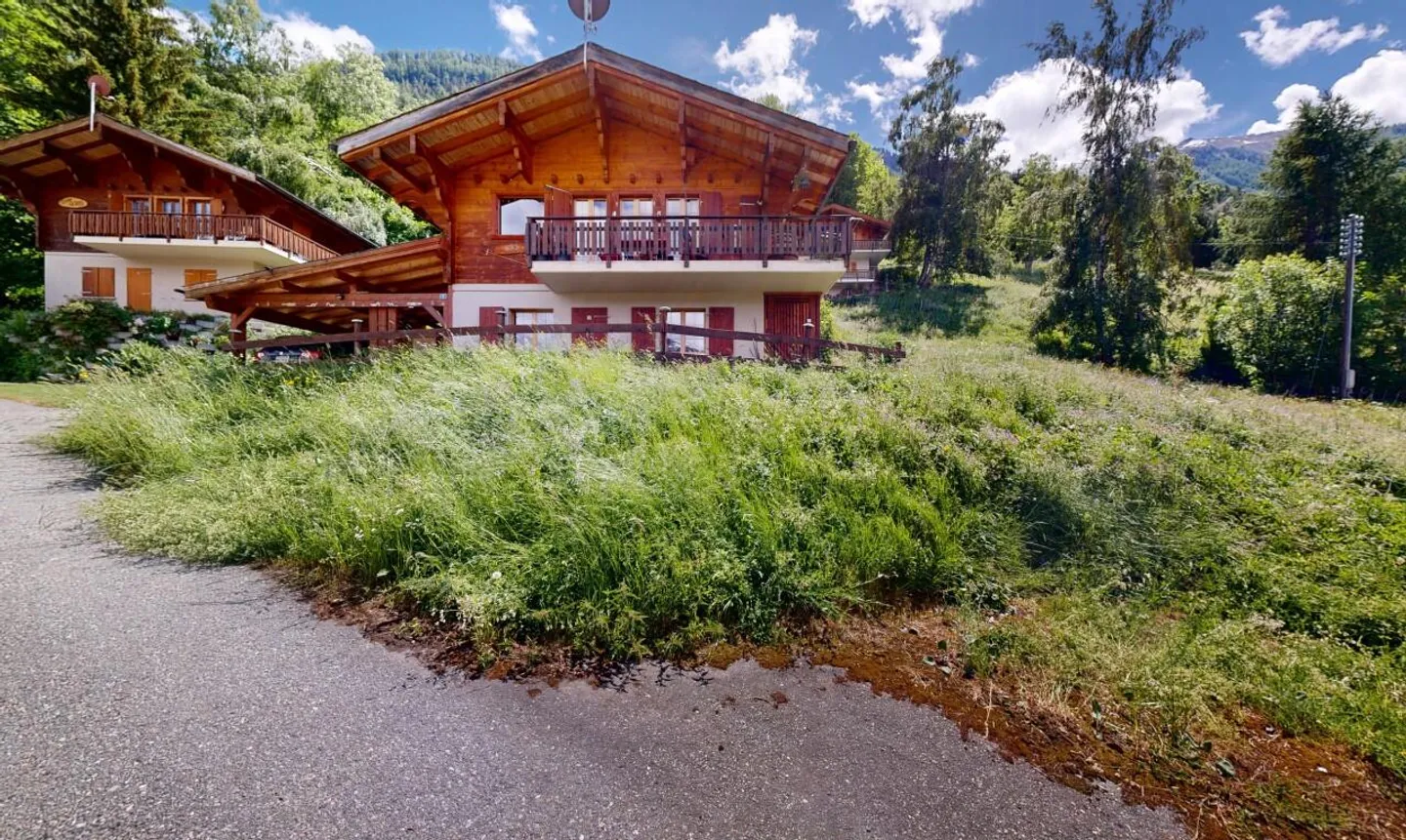 Magnificent chalet in Oberems - Photo 3 of 11