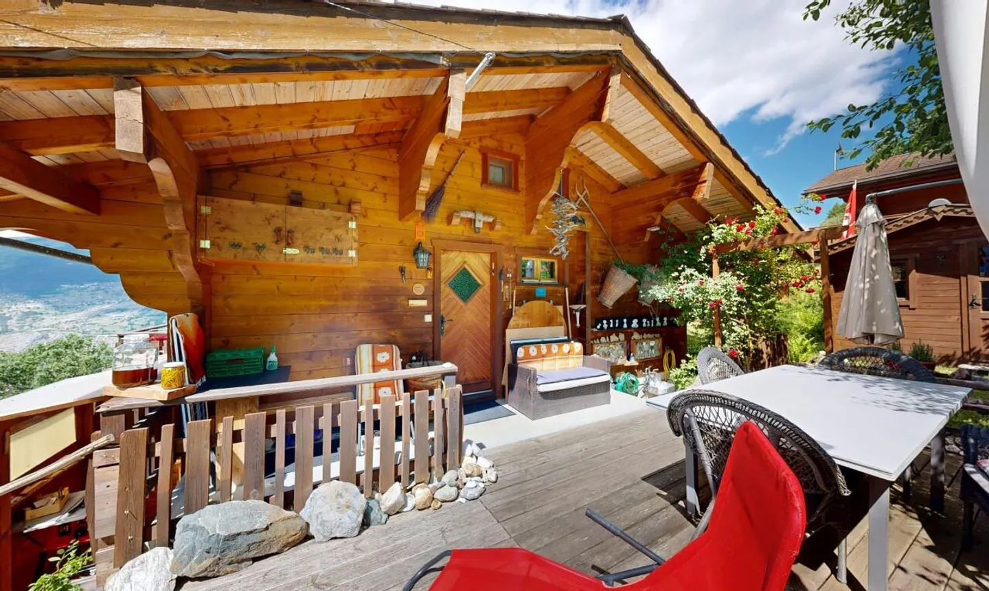 Magnificent chalet in Oberems - Photo 4 of 11