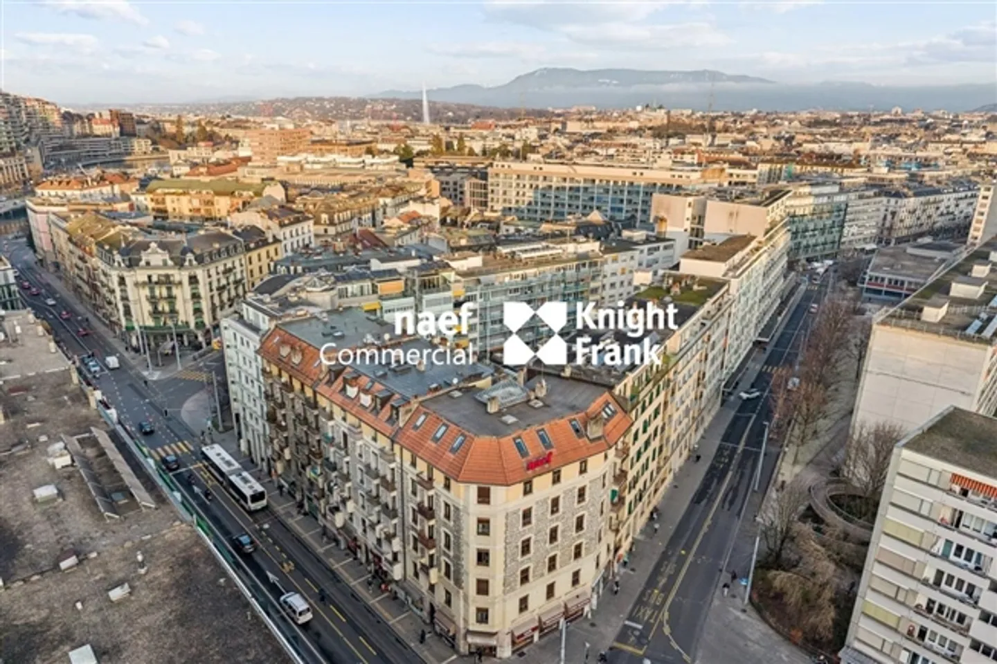 Espace publicitaire pour un panneau - Genève Plainpalais - Photo 3 sur 4