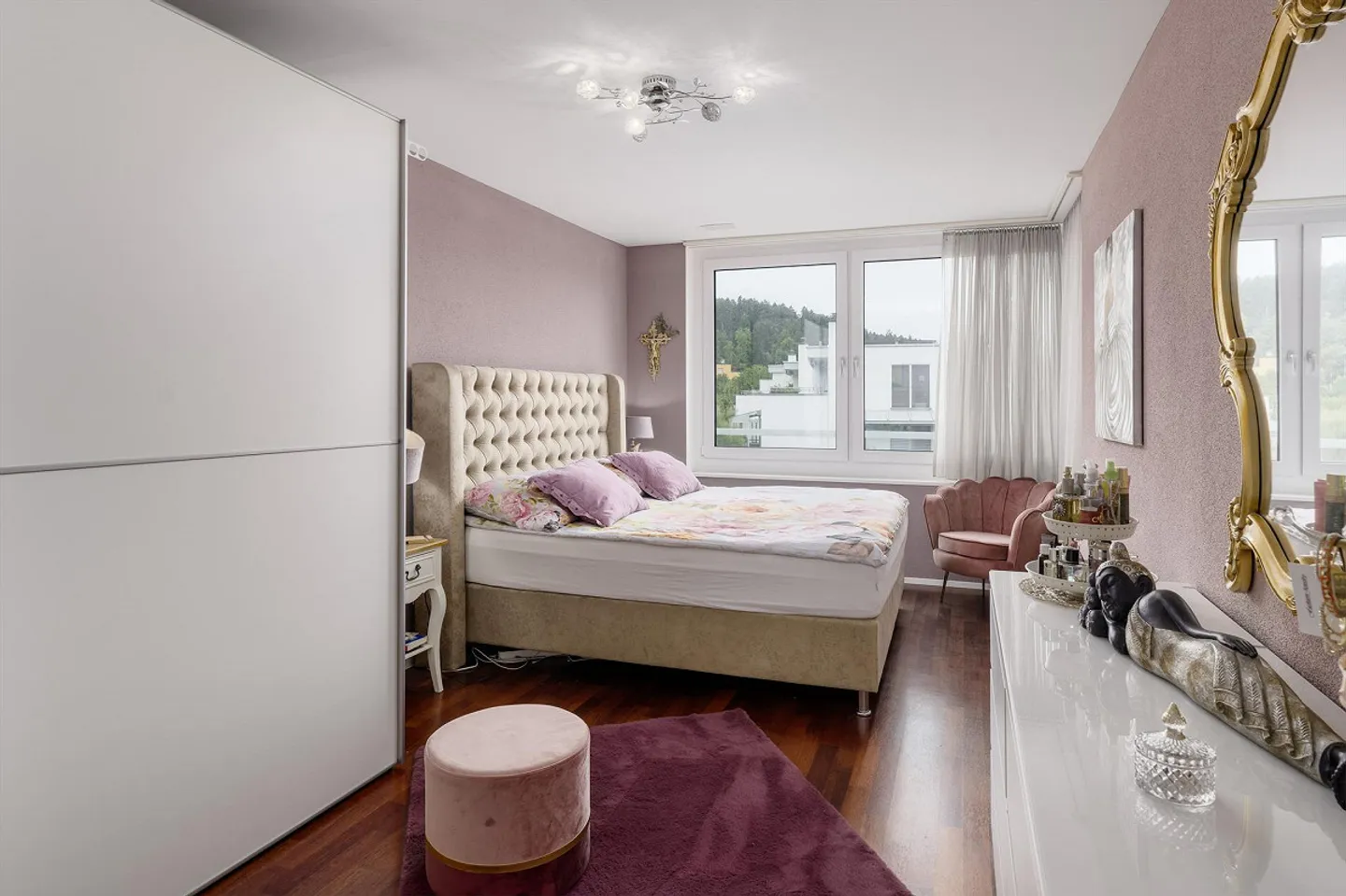Confort de vie avec deux balcons - Photo 5 sur 8