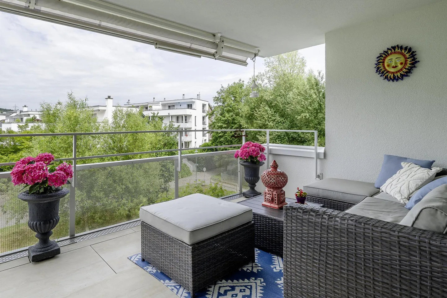 Confort de vie avec deux balcons - Photo 6 sur 8