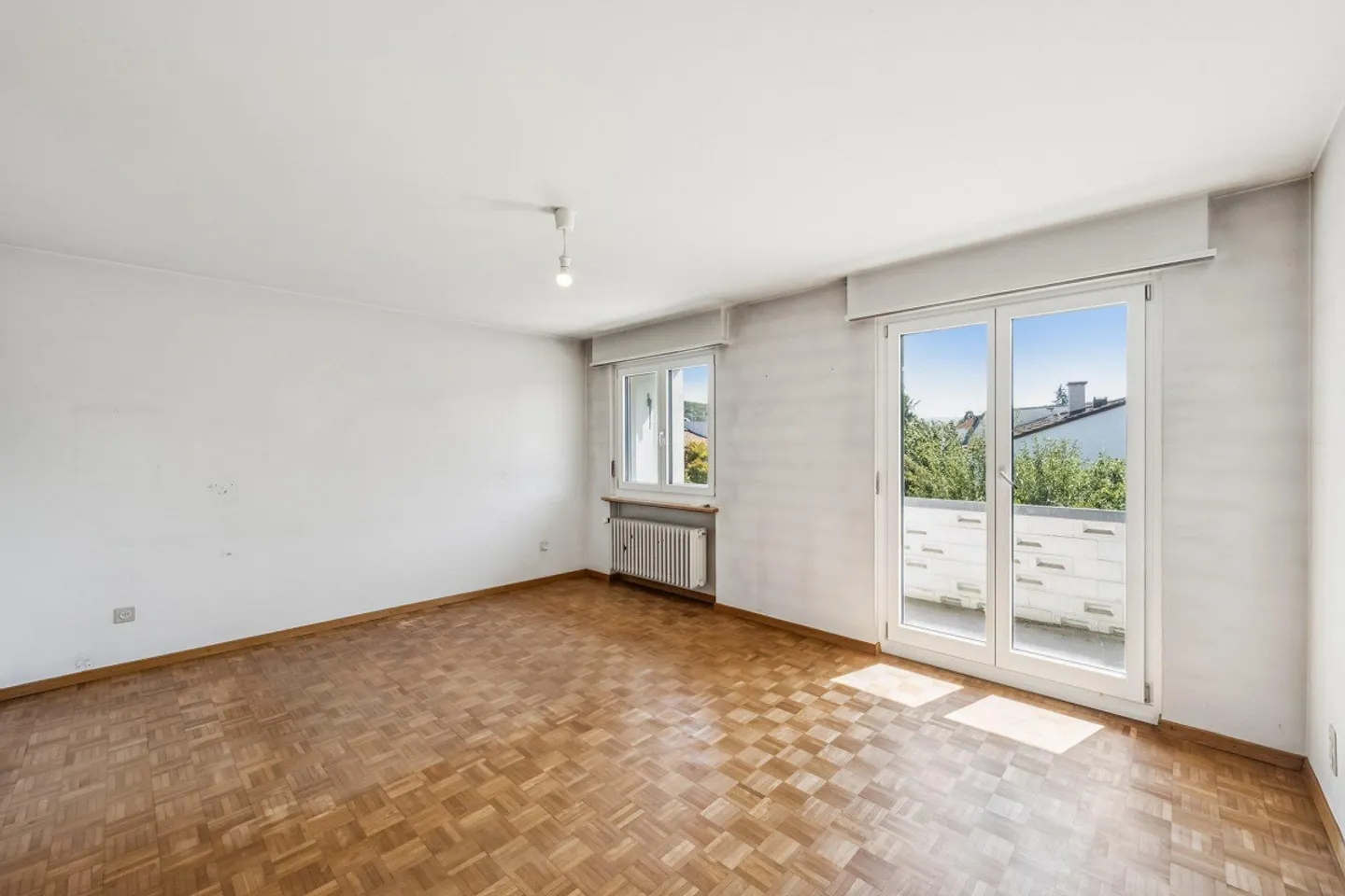 Charming Terraced House with Potential - Photo 9 of 14
