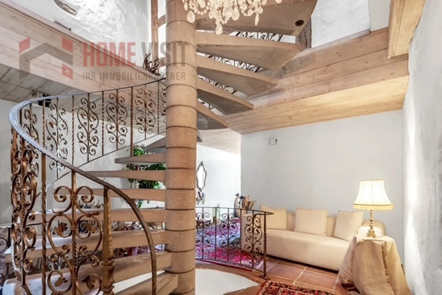 Charming Townhouse with Office Space - Photo 6 of 14