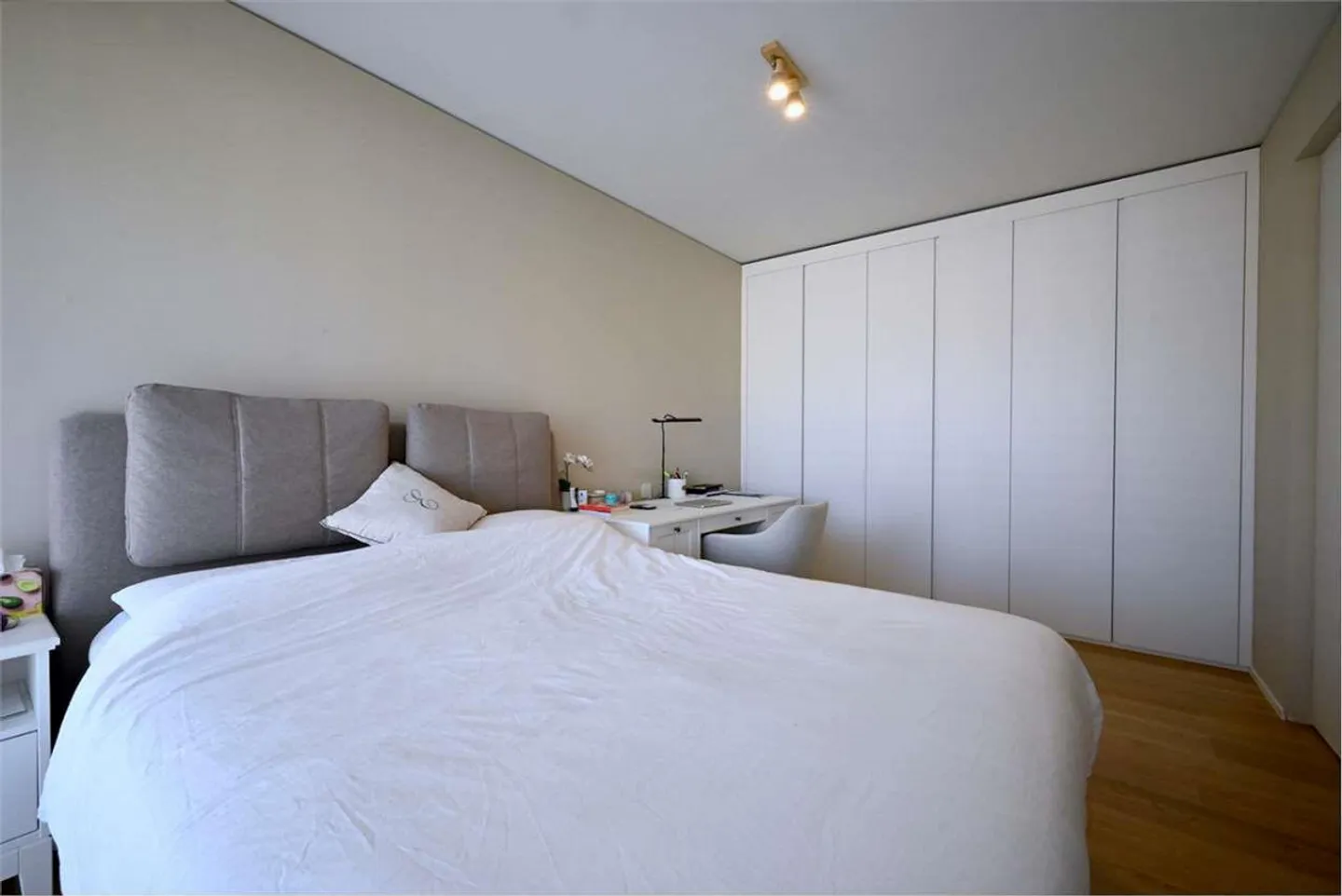 Appartamento moderno con grande terrazza - Foto 13 di 13