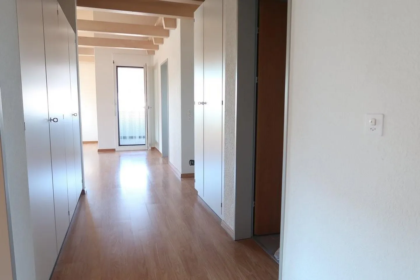 Helle 4.5-Zimmer Attique - Foto 9 von 10