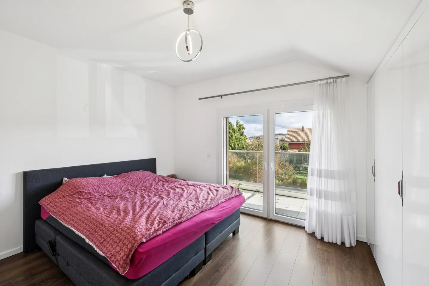 Bright family home separable into two dwellings - Photo 9 of 10