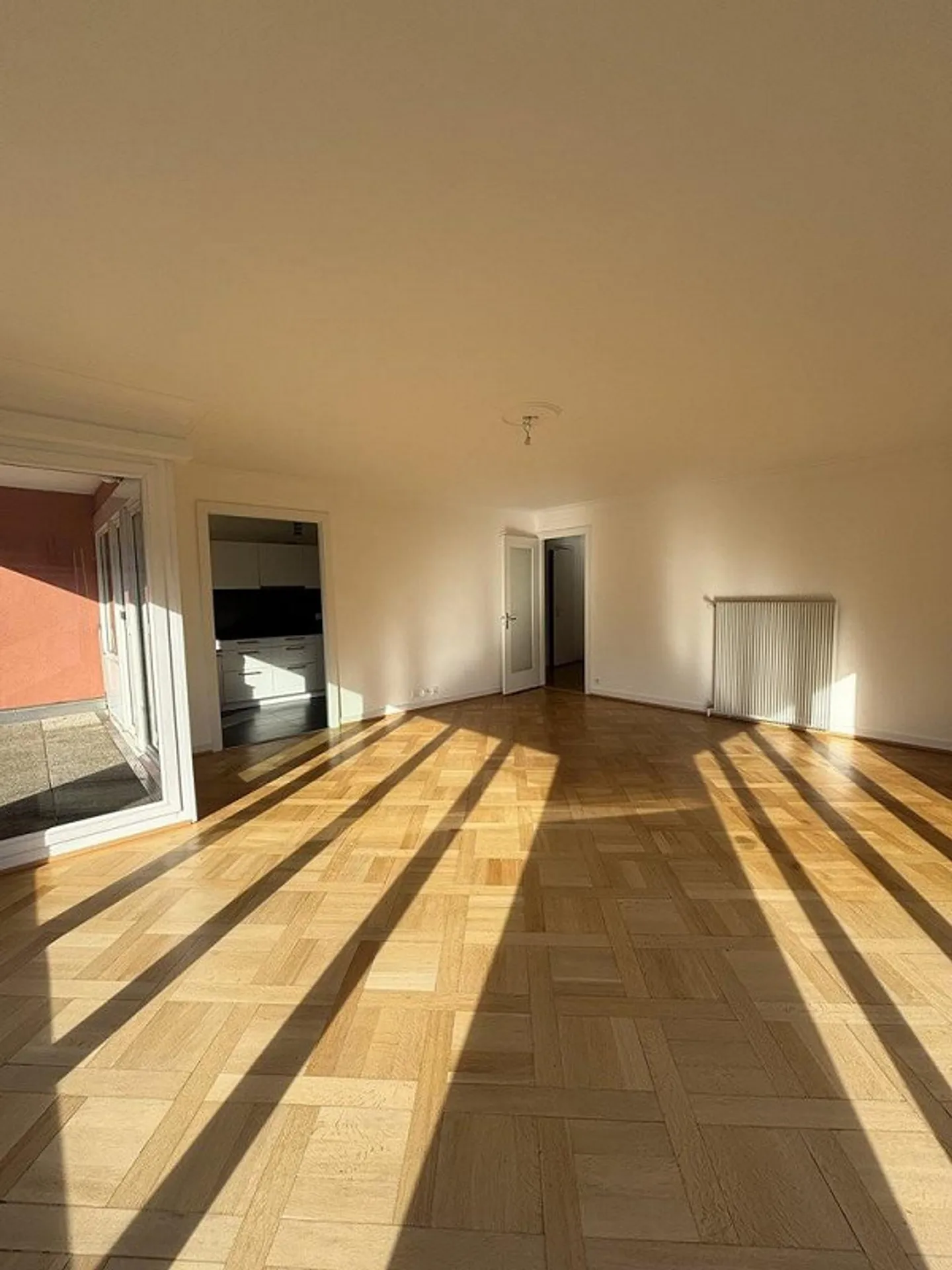 Prestigious accommodation in the Champel district - Photo 4 of 8