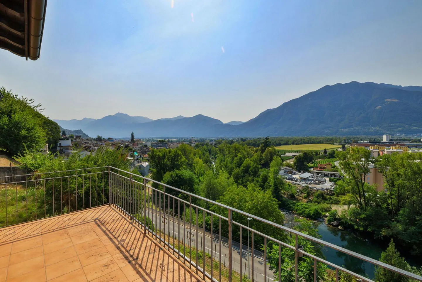 Charmantes Einfamilienhaus mit Aussicht - Foto 12 von 20