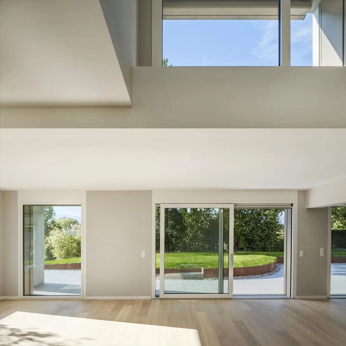 Anières – New Architect-Designed Duplex in the Heart of the Vineyards with Garden & Magnificent Terraces - Photo 6 of 27