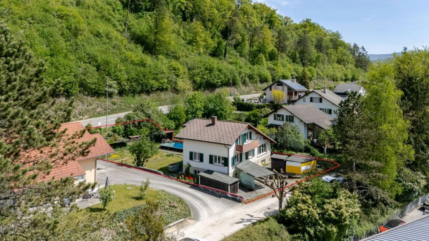 Casa unifamiliare indipendente di 7,5 stanze da ristrutturare con potenziale di ampliamento - Foto 12 di 13