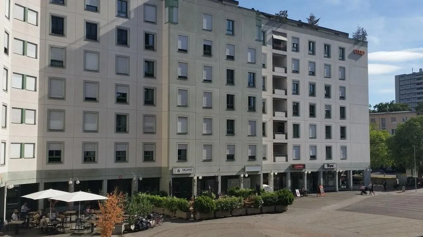 Appartement moderne près de l'ONU - Photo 1 sur 2
