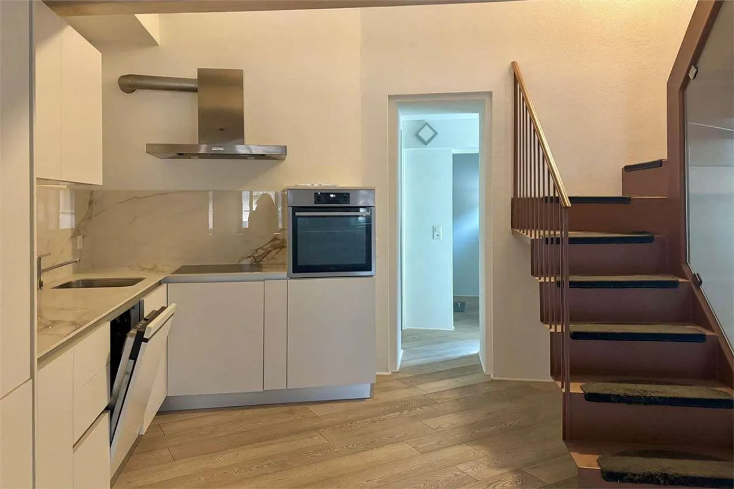 Elegante Appartamento Duplex nel Centro di Giornico - Foto 11 di 13
