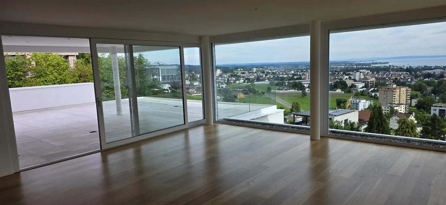 Appartamento attico esclusivo con vista mozzafiato sul lago - Foto 4 di 18