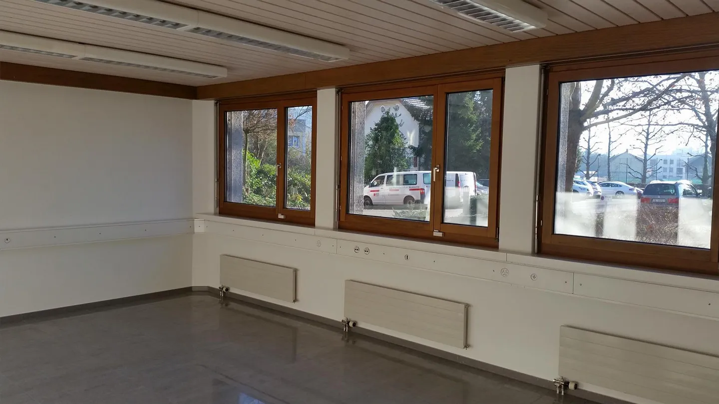 Centrally located office space in the green lattice ski park - Photo 3 of 5