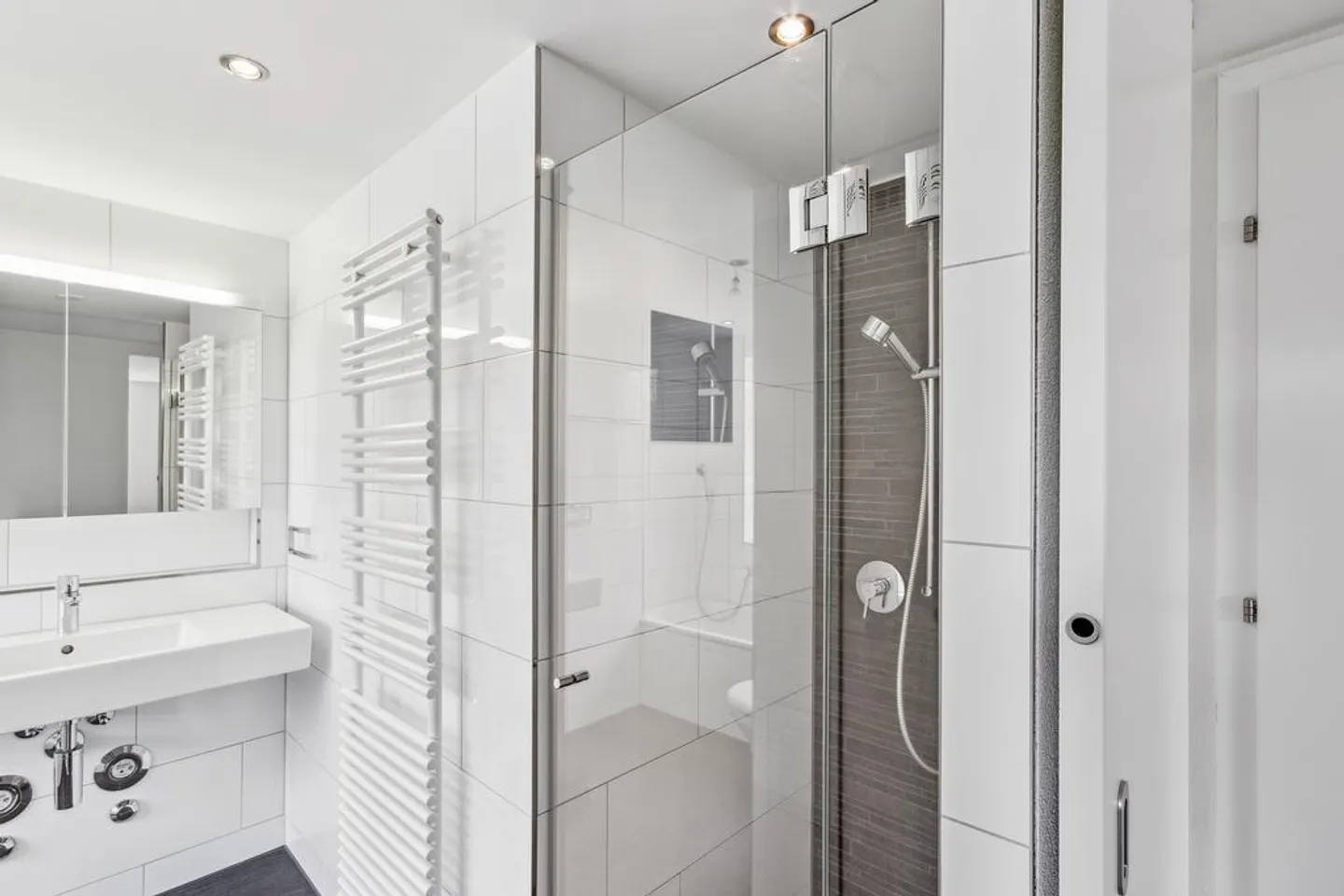 Charmante Wohnung in Oerlikon - Foto 4 von 6