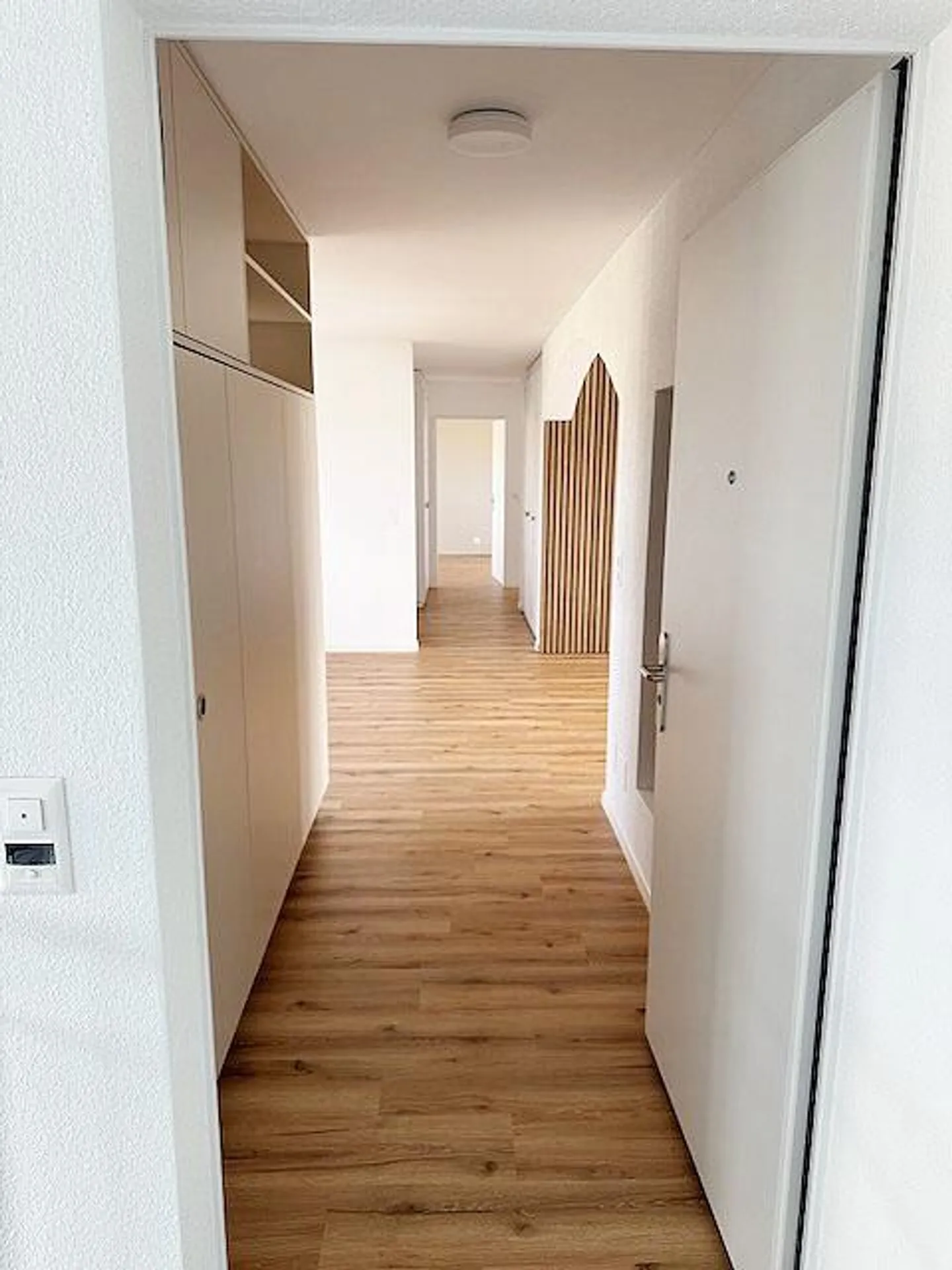 Bel appartement rénové de 138m2 - 4 1/2 avec terrasse de 45m2 - Photo 1 sur 27