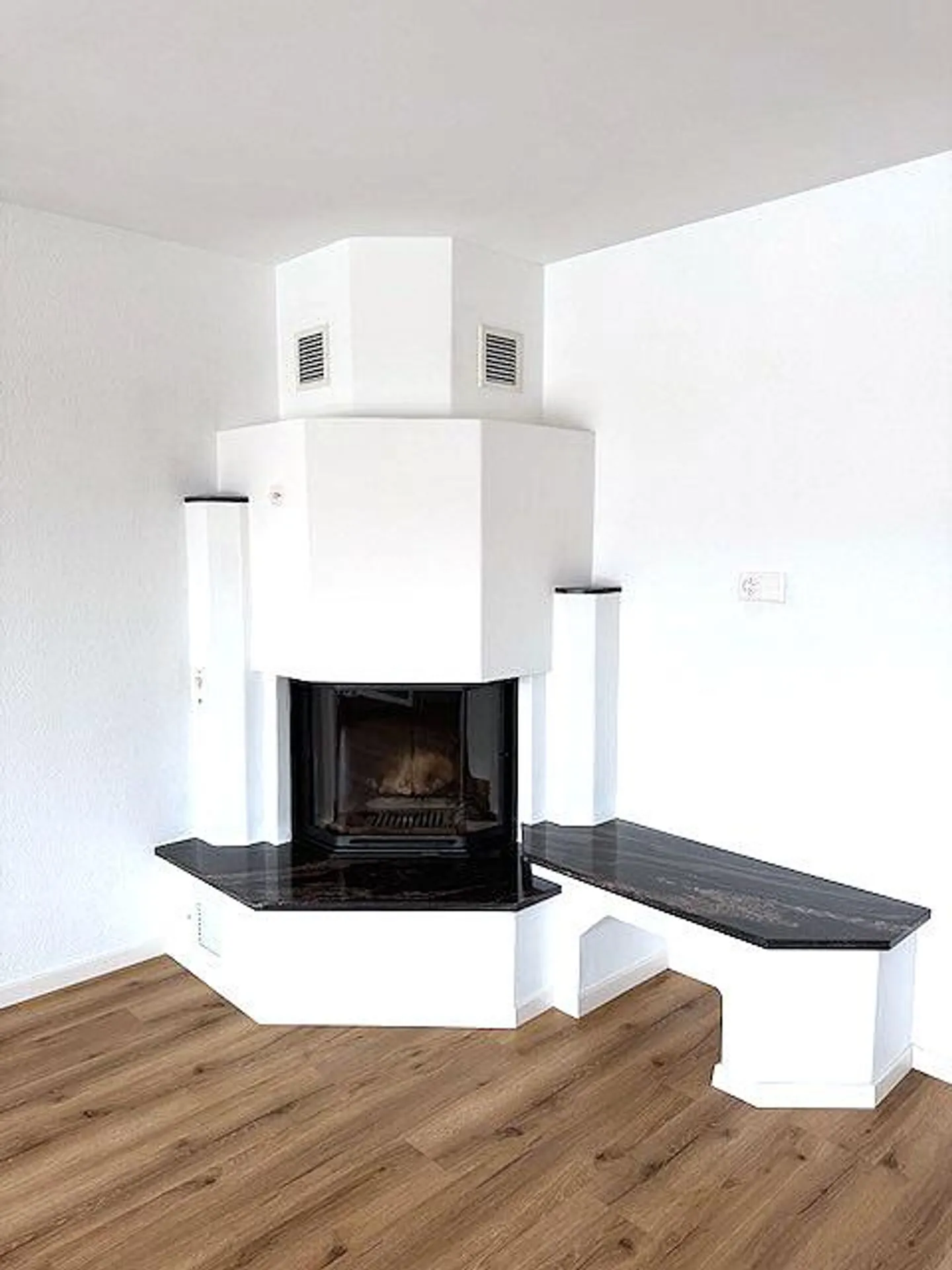 Bel appartement rénové de 138m2 - 4 1/2 avec terrasse de 45m2 - Photo 18 sur 27