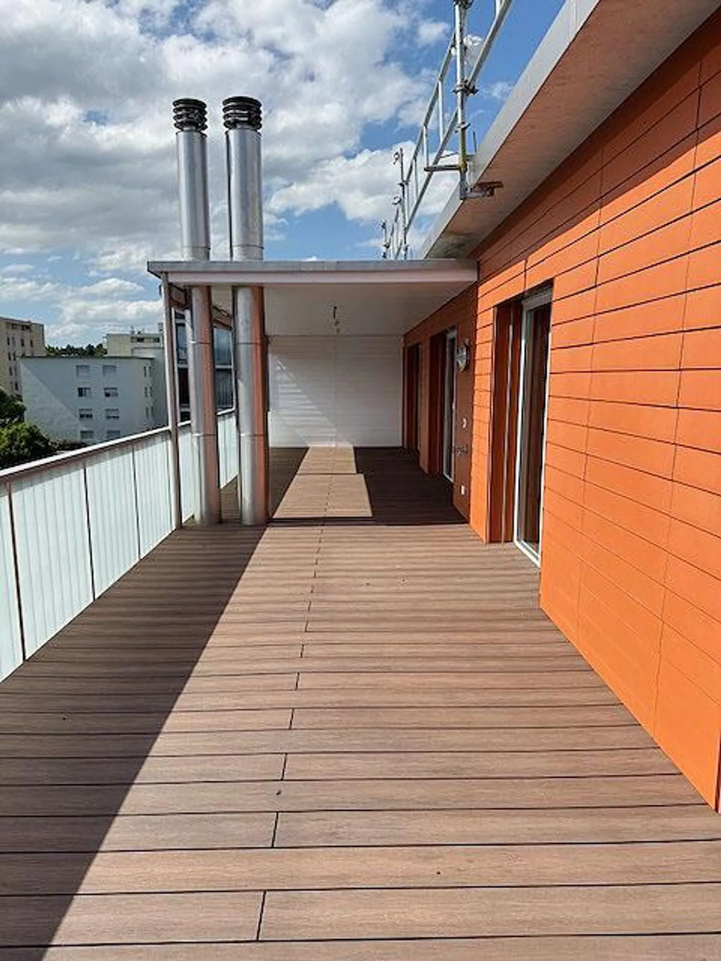Bel appartement rénové de 138m2 - 4 1/2 avec terrasse de 45m2 - Photo 16 sur 27