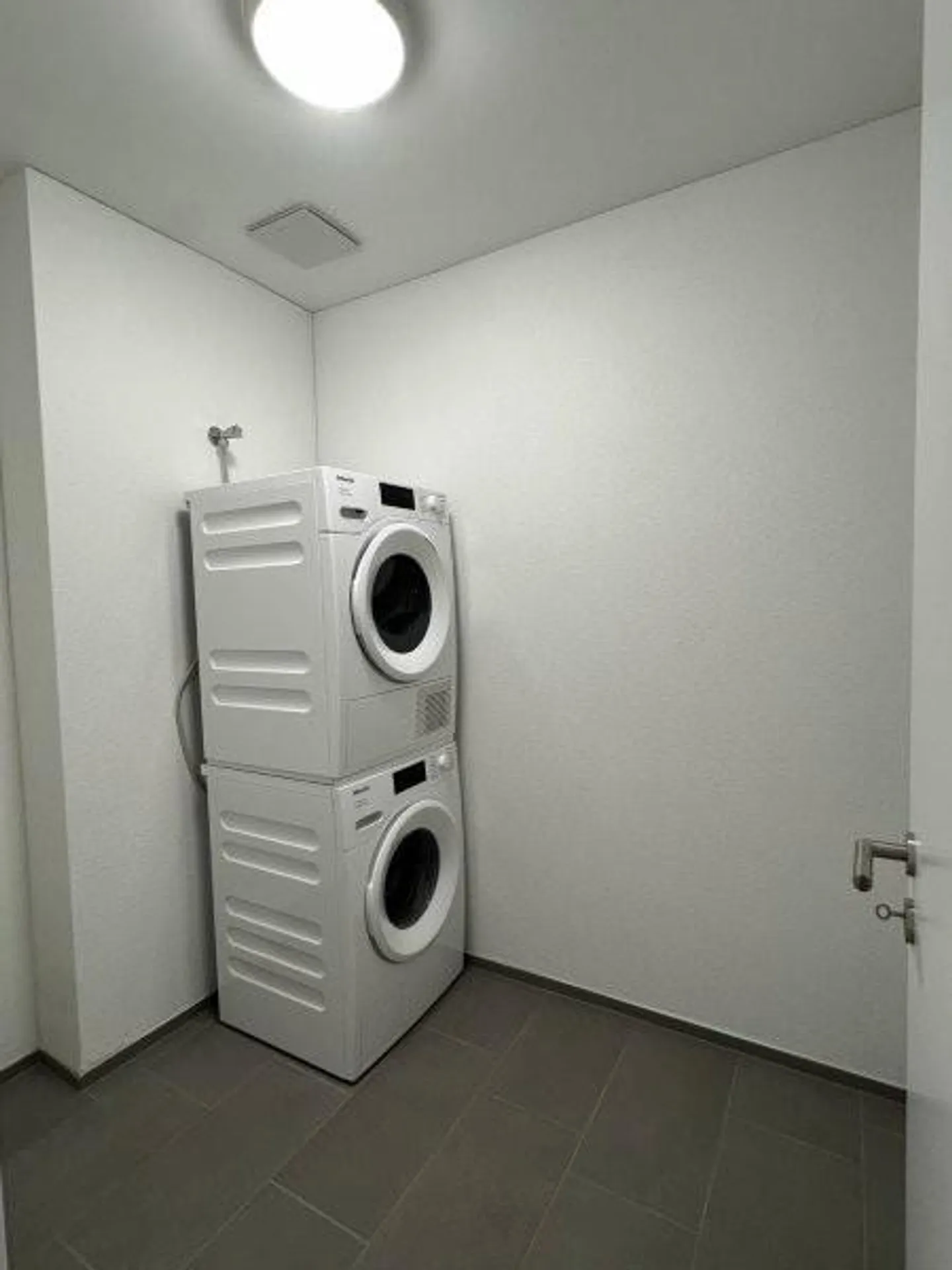 Appartement de 5,5 pièces avec vue de rêve - Photo 6 sur 27