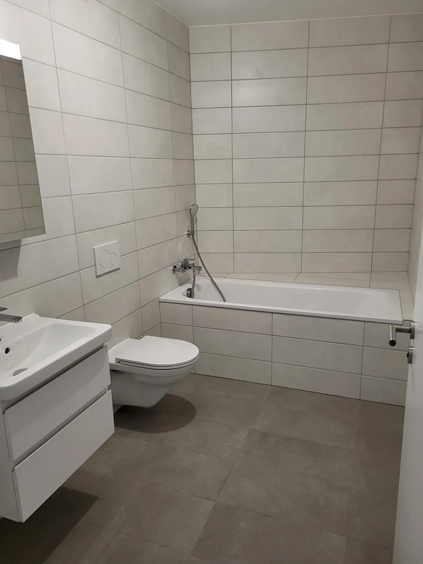 Apartment for rent - Photo 2 of 3