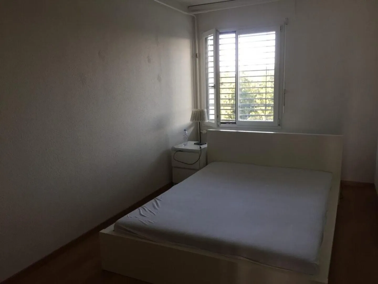 Appartamento centrale di 3,5 stanze con balcone! - Foto 4 di 6