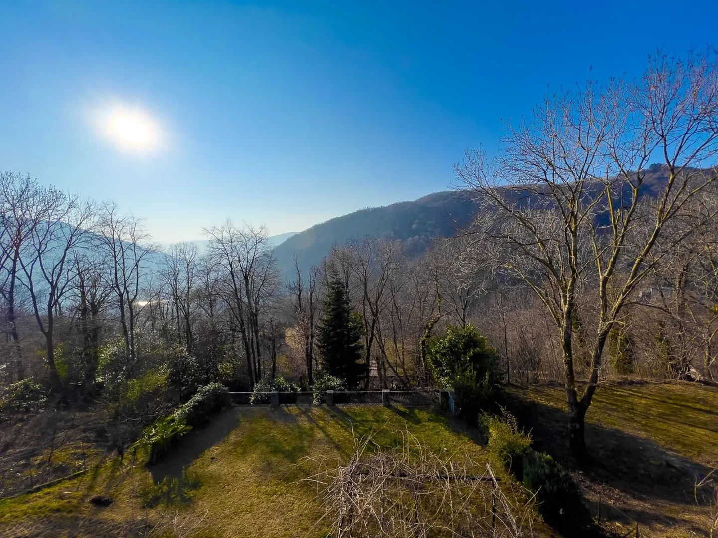 Incantevole casa familiare con giardino - Foto 4 di 8