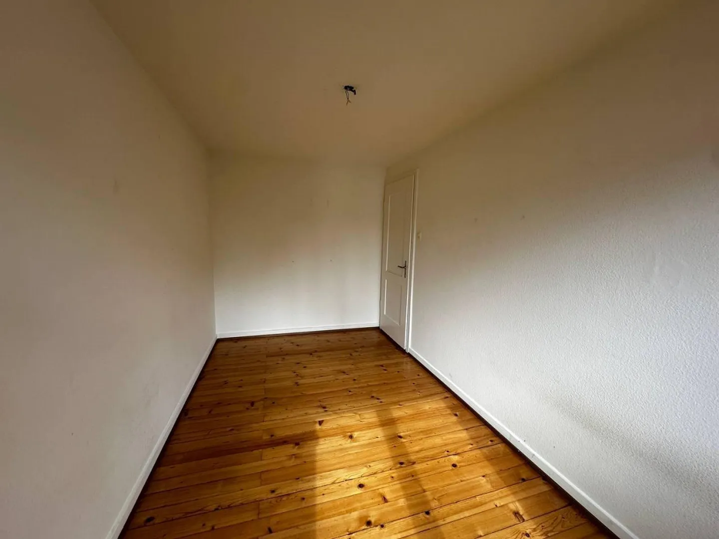 Zimmer in einer queeren WG - Foto 4 von 8