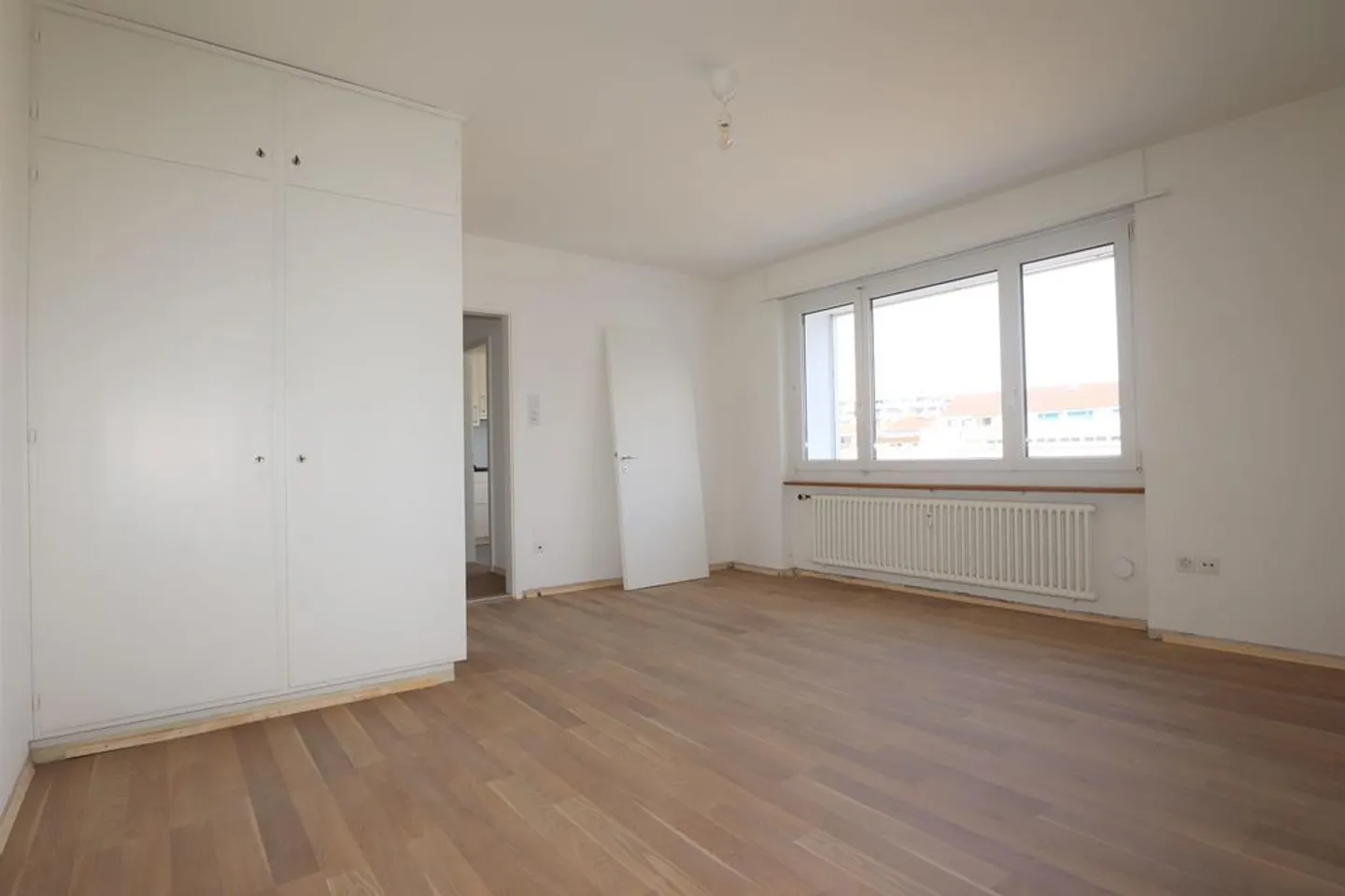 Quiet 1-room apartment near the train station - Photo 3 of 6