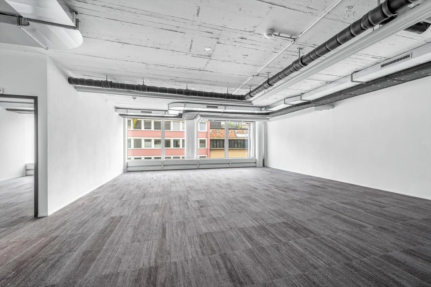 Ufficio ristrutturato direttamente alla stazione di Baden - Foto 2 di 11