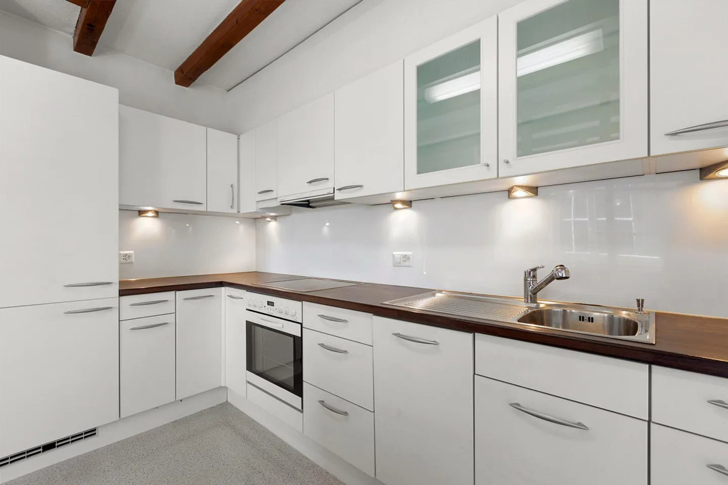 Casa bifamiliare di 5 1/2 stanze in affitto - Foto 1 di 3