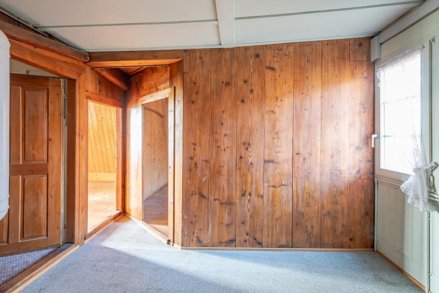 Half-timbered house with history and attractive expansion potential - Photo 11 of 17
