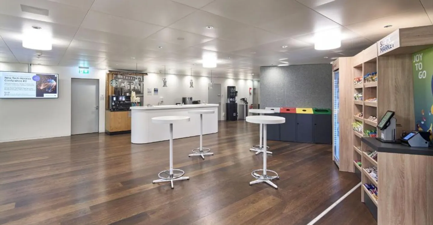 Attractive Office Spaces in Sihlcity Zurich - Workplace with Comprehensive... - Photo 5 of 5