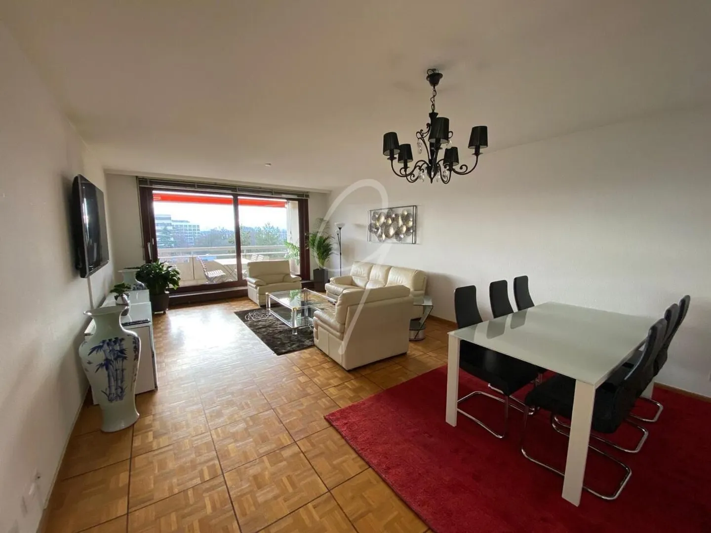 Appartement à louer - Photo 2 sur 9