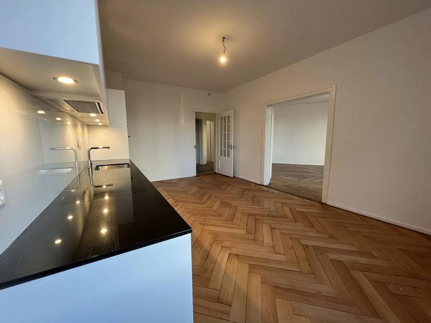 Votre nouveau chez-vous au cœur de la ville de Berne ! - Photo 3 sur 11