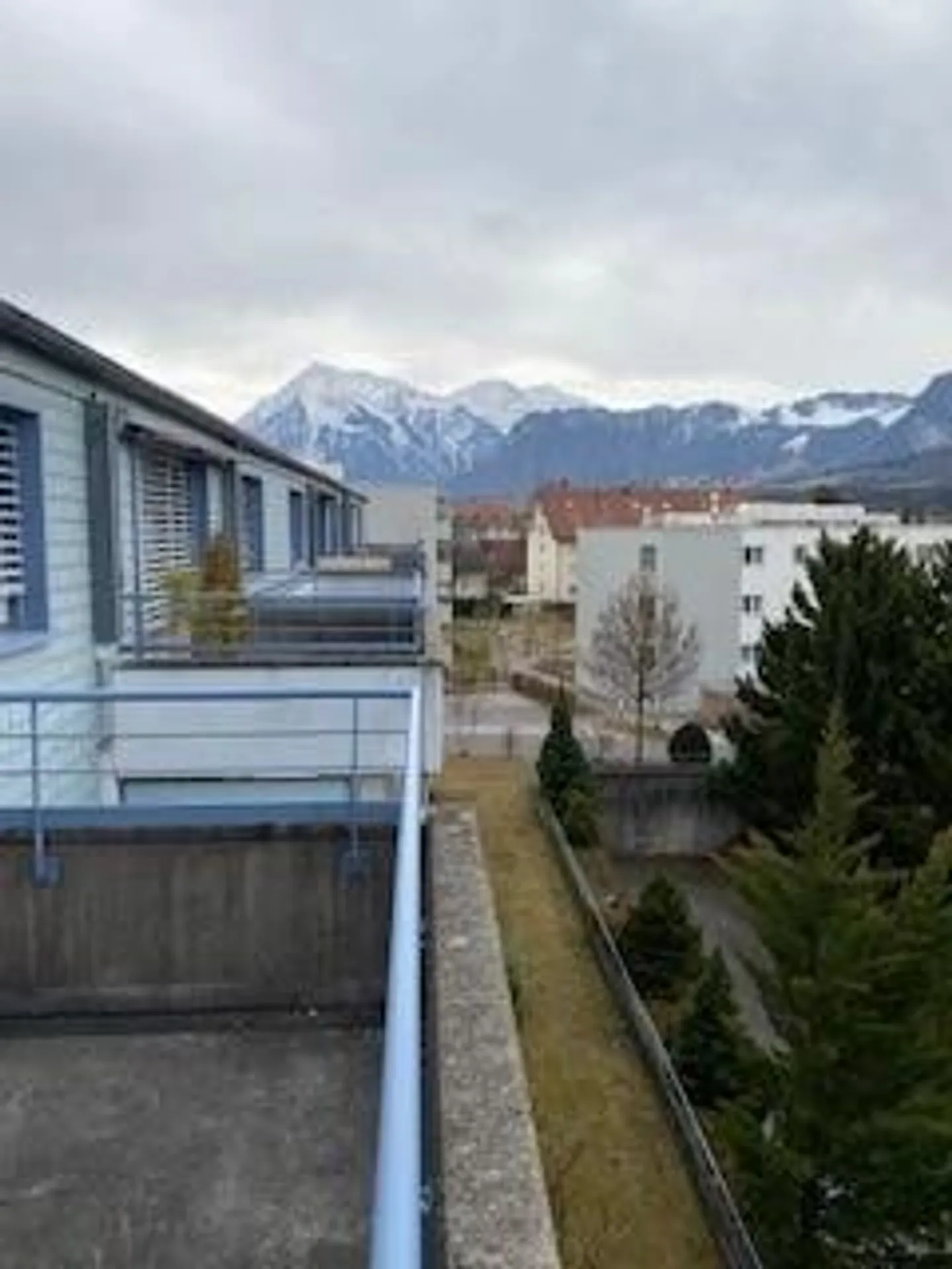 Luminoso appartamento di 4,5 stanze con vista sulle Alpi - Foto 7 di 7