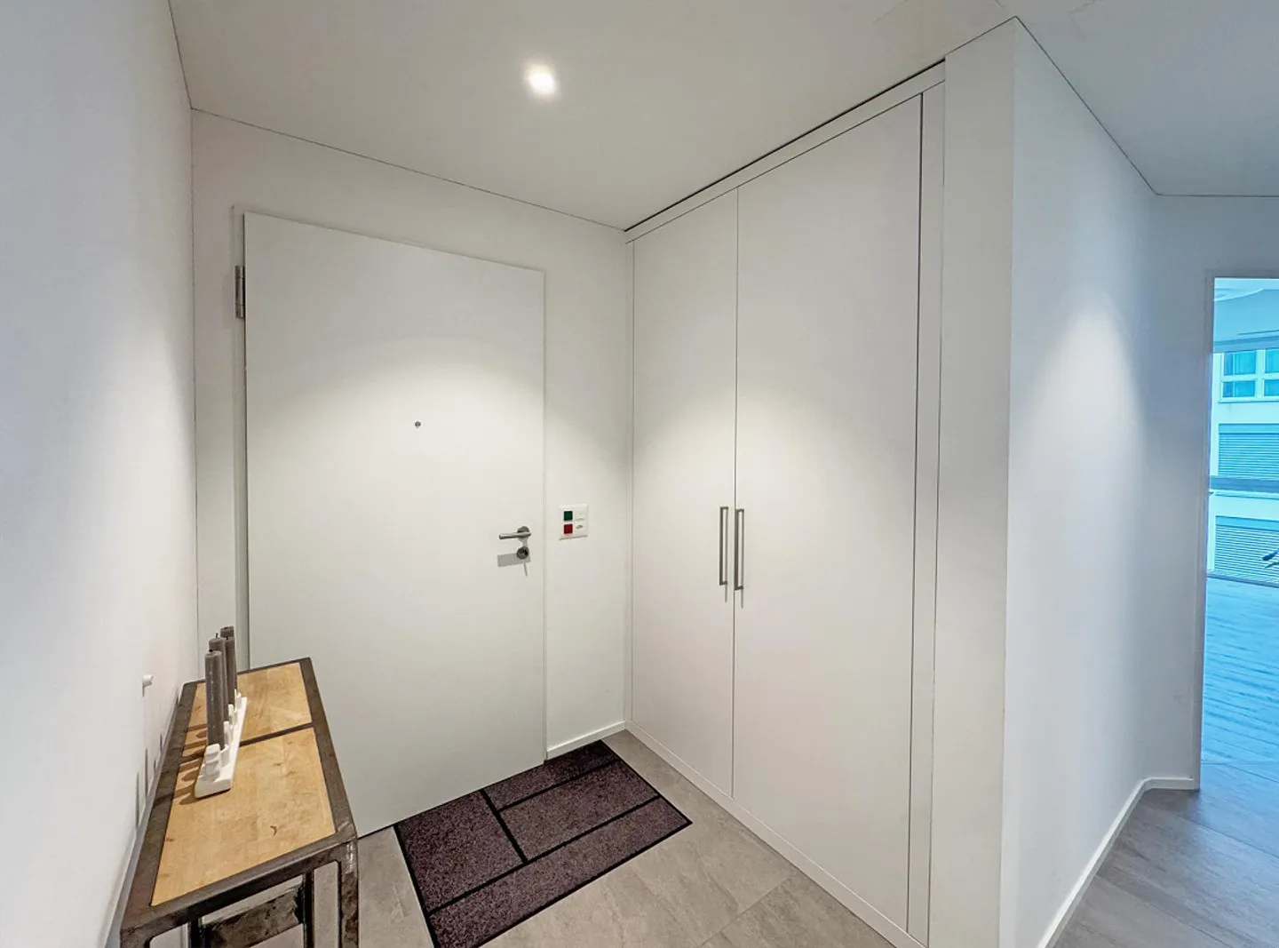 Appartamento 4.5 stanze 1° piano con torre di lavaggio privata - Foto 4 di 13